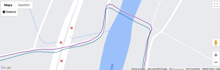 Modrá – Garmin Fenix 7X PRO, fialová – Amazfit Balance